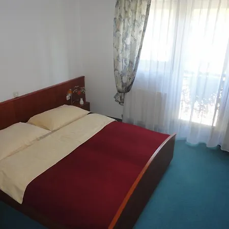 Hotel Kanu - & Caravanning