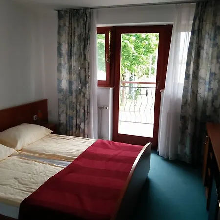 Hotel Kanu - & Caravanning Smlednik