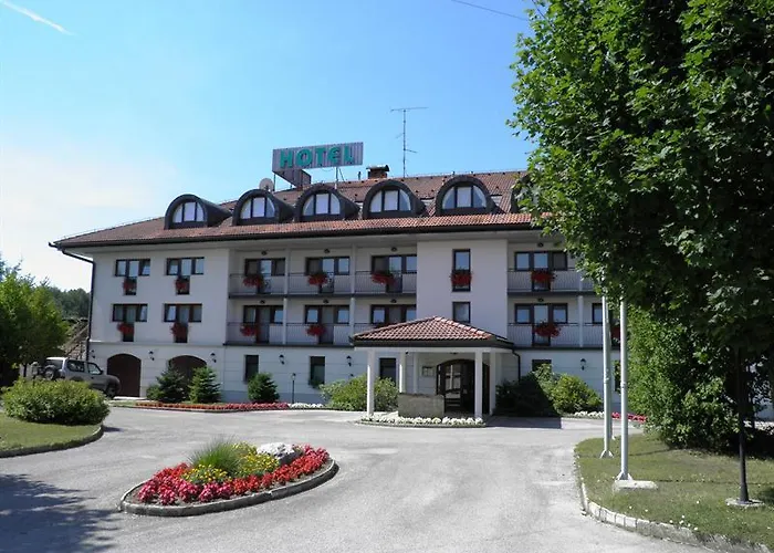 Hotel Kanu - & Caravanning 3*