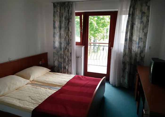 Hotel Kanu - & Caravanning Smlednik