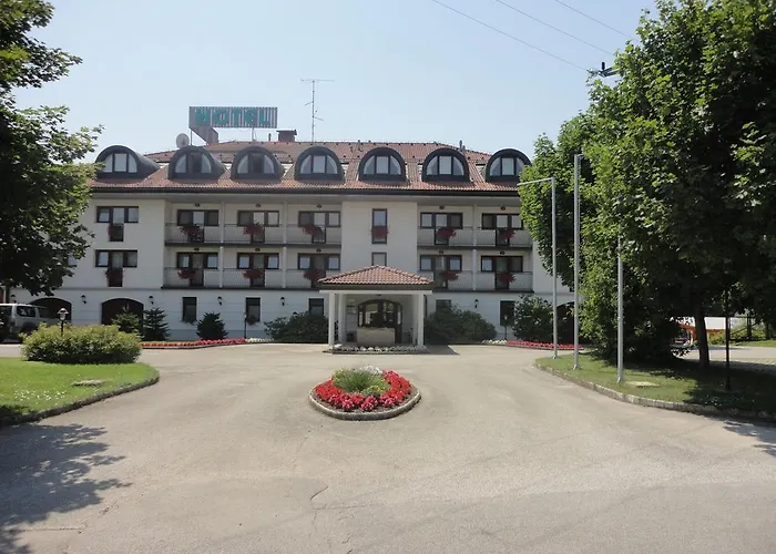 Hotel Kanu - & Caravanning 3*